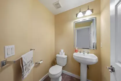 Breakfast Nook Photo of 15130 62 Avenue, Surrey, BC