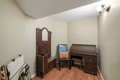 Guest Bathroom Photo of 15130 62 Avenue, Surrey, BC