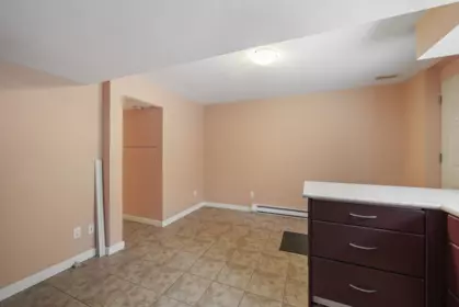 Laundry Room Photo of 15130 62 Avenue, Surrey, BC