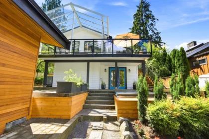 1942 Banbury Road, North Vancouver, BC, North Vancouver — Single Family Residence for sale