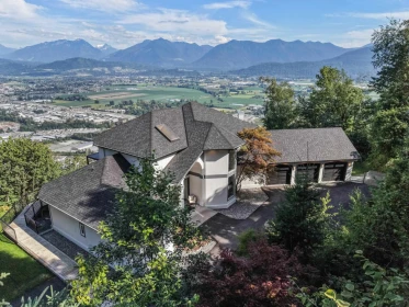 43619 Bracken Drive, Chilliwack, BC, Chilliwack — Single Family Residence for sale