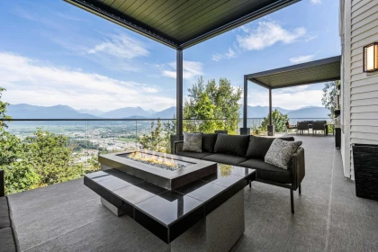 43619 Bracken Drive, Chilliwack, BC, Chilliwack — Single Family Residence for sale