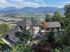 43619 Bracken Drive, Chilliwack, BC