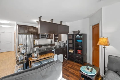 301 11887 Burnett Street, Maple Ridge, BC, Maple Ridge — Apartment/Condo for sale