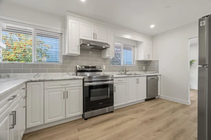 Pantry Photo of 583 Park Street, Hope, BC