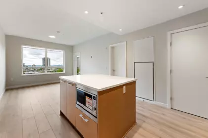 Kitchen Photo of 602 110 E 17th Street, North Vancouver, BC