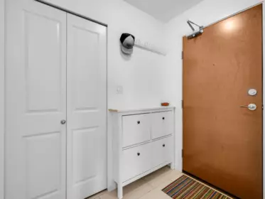 Mudroom Photo of 1205 610 Victoria Street, New Westminster, BC