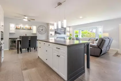 Guest Bathroom Photo of 17081 60a Avenue, Surrey, BC