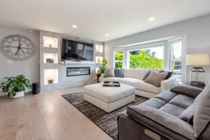 Kitchen Photo of 17081 60a Avenue, Surrey, BC