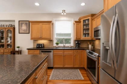 Guest Bathroom Photo of 46449 Stoney Creek Drive, Chilliwack, BC