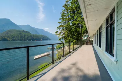 Garden / Landscaping Photo of 29 E Croker Island, North Vancouver, BC