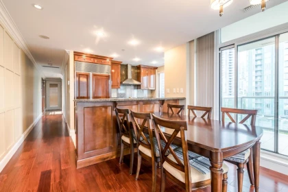 Kitchen Island Photo of 903 1515 Homer Mews, Vancouver, BC