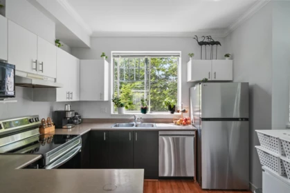 Kitchen Island Photo of 30 8383 159 Street, Surrey, BC