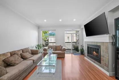 30 8383 159 Street, Surrey, BC, Surrey — Townhouse for sale