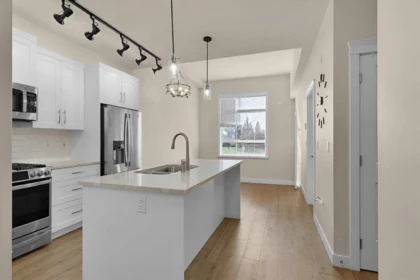 612 11077 Ravine Road, Surrey, BC, Surrey — Apartment/Condo for sale