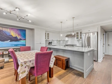 Kitchen Island Photo of 100 656 W 13th Avenue, Vancouver, BC