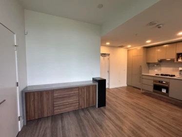 103 4433 Alaska Street, Burnaby, BC, Burnaby — Apartment/Condo for sale