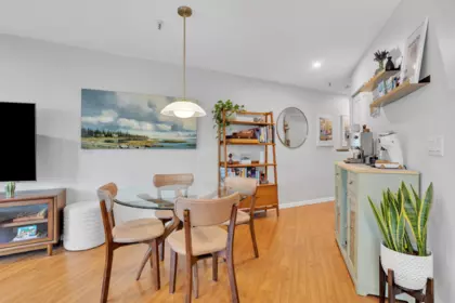 Breakfast Nook Photo of 315 2020 W 8th Avenue, Vancouver, BC