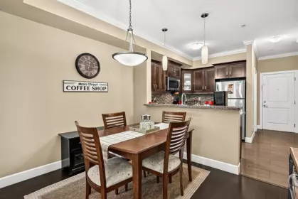 411 13897 Fraser Highway, Surrey, BC, Surrey — Apartment/Condo for sale