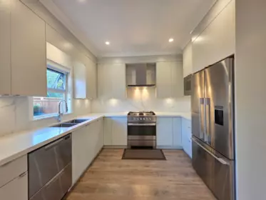 Kitchen Island Photo of 17 9680 Williams Road, Richmond, BC
