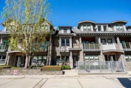 303 1768 55a Street, Delta, BC