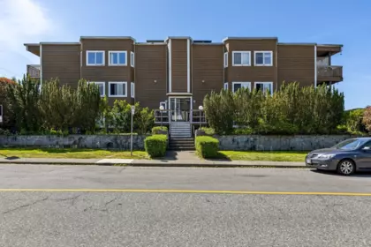 Office / Den Photo of 102 107 W 27th Street, North Vancouver, BC