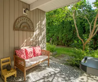 Hot Tub / Spa Photo of 32998 Boothby Avenue, Mission, BC