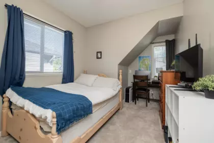 Laundry Room Photo of 32998 Boothby Avenue, Mission, BC