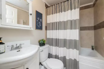 Swimming Pool Photo of 32998 Boothby Avenue, Mission, BC
