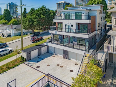 Swimming Pool Photo of 2 3800 Pender Street, Burnaby, BC