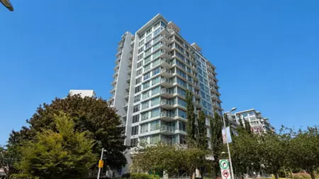 1202 6971 Elmbridge Way, Richmond, BC, Richmond — Apartment/Condo for sale