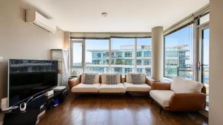 1202 6971 Elmbridge Way, Richmond, BC, Richmond — Apartment/Condo for sale