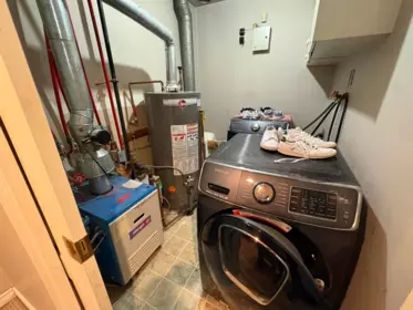 Powder Room Photo of 7719 147a Street, Surrey, BC