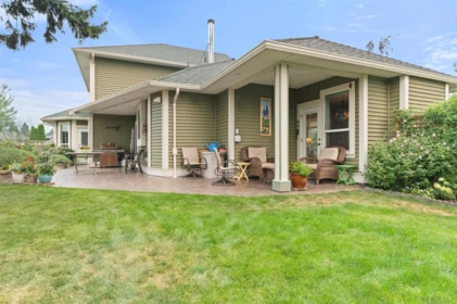 Garden / Landscaping Photo of 380 Dewdney Avenue, Hope, BC
