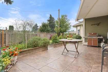 Hot Tub / Spa Photo of 380 Dewdney Avenue, Hope, BC