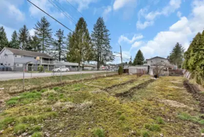 Garden / Landscaping Photo of 12215 85a Avenue, Surrey, BC