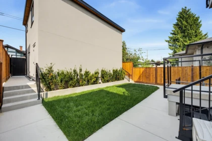 Hot Tub / Spa Photo of 6393 Grant Street, Burnaby, BC