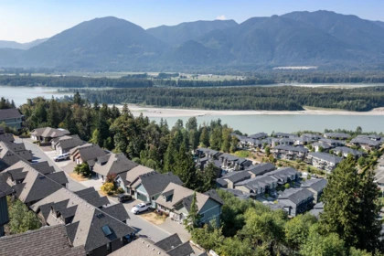 43726 Alameda Drive, Chilliwack, BC, Chilliwack — Single Family Residence for sale