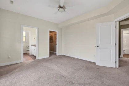 Entry Foyer Photo of 43726 Alameda Drive, Chilliwack, BC