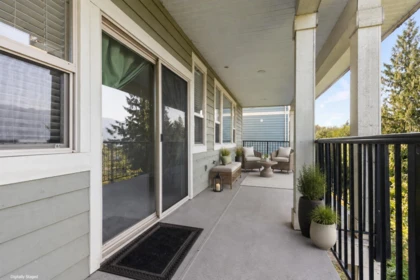 Staircase Photo of 43726 Alameda Drive, Chilliwack, BC