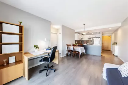 Kitchen Photo of 1904 14 Begbie Street, New Westminster, BC