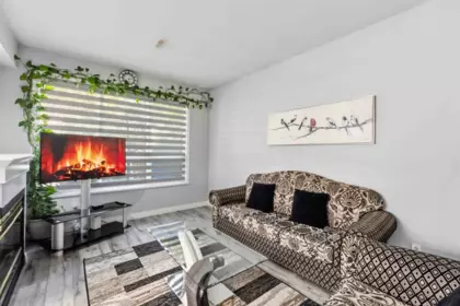 Dining Area Photo of 25 8289 121a Street, Surrey, BC