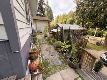 Breakfast Nook Photo of 5434 Matukwum Lane, Sechelt, BC