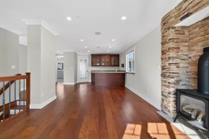 Kitchen Island Photo of 6167 Commercial Street, Vancouver, BC