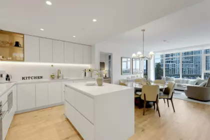 606 720 Farrow Street, Coquitlam, BC, Coquitlam — Apartment/Condo for sale
