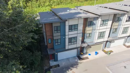 Aerial View of 17 1968 North Parallel Road, Abbotsford, BC