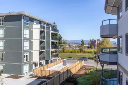Swimming Pool Photo of 238 2451 N Gladwin Road, Abbotsford, BC