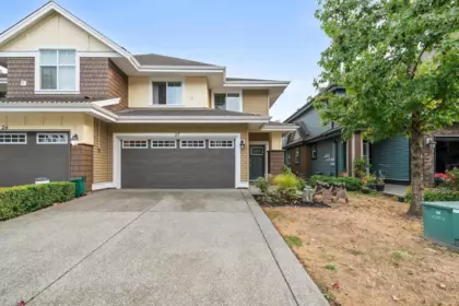 27 5469 Chinook Street, Chilliwack, BC, Chilliwack — Townhouse for sale