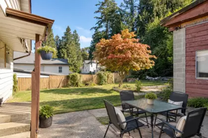 Mudroom Photo of 11058 130 Street, Surrey, BC
