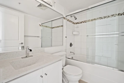 Guest Bathroom Photo of 1203 814 Royal Avenue, New Westminster, BC